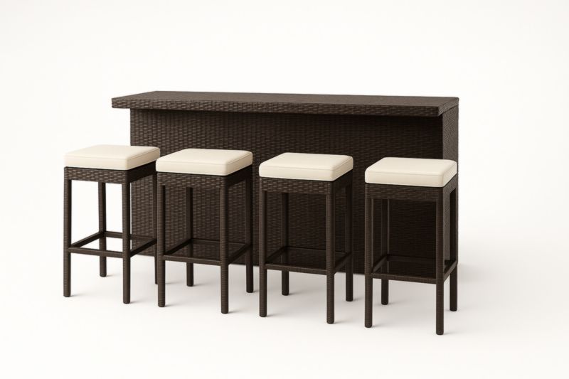 Juego de bar para exterior de resina trenzada con taburetes marrones y cojines beige