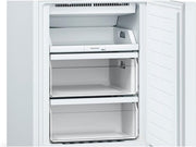 Frigorífico combi Bosch KGN36NWEA Serie 2, 186 x 60 cm, 215 L de refrigeración y 87 L de congelación, NoFrost: nunca más tendrá que descongelar, iluminación LED para una distribución uniforme de la luz