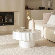Mesa de centro redonda de madera, mesa de salón redonda con diseño acanalado, mesa de café en forma de seta de φ70×38 cm, mesa de centro redonda blanca de madera de pino para salón, habitación y balcón