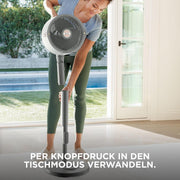 Ventilador inalámbrico con nebulizador Shark FlexBreeze Pro para interiores y exteriores con sistema de rociado, depósito de agua portátil, alcance de 20 m, ventilador de pie y de mesa, 5 niveles de velocidad, silencioso, mando a distancia, Dove FA300WHEU