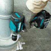 Atornillador de impacto a batería Makita DTW300RTJ 18 V / 5,0 Ah, 2 baterías + cargador en MAKPAC