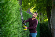 RYOBI - Cortasetos lineal 18V - Diseño en línea - Cuchillas 55 cm - apertura 24 mm - HedgeSweep - 1 batería Lithium+ 18V 2,0 Ah y 1 cargador 1,5 A - RY18HT55A-120