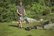 Fiskars Cortacésped manual, Cortacésped helicoidal con sistema de corte sin fricción, Ancho de corte: 43 cm, StaySharp Plus, Negro/Naranja/Plateado, 1015649