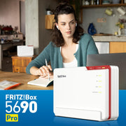 FRITZ!Box 5690 Pro (Router Wi-Fi 7 Premium DSL y de fibra óptica con tribanda (2,4 GHz, 5 GHz, 6 GHz) de hasta 18,5 Gbit/s, para conexiones de fibra óptica y DSL, red Wi-Fi Mesh, base DECT, versión en alemán)