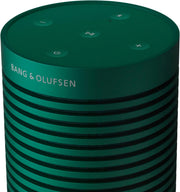 Bang & Olufsen Beosound Explore – Altavoz Bluetooth inalámbrico portátil para exteriores, hogar y viajes, 27 horas de autonomía, resistente al agua, sonido 360° + cable de carga USB-C – Negro antracita