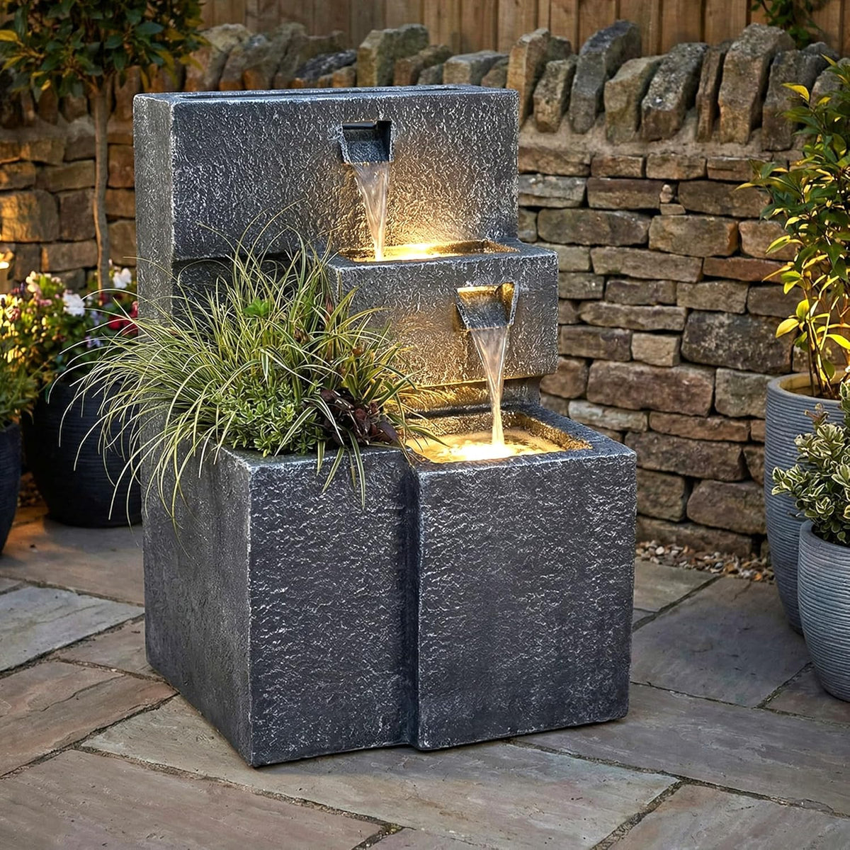 Fuente "Grada" plantable con iluminación LED, fuente de jardín en cascada, fuente de terraza