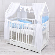Set completo de cuna Baby Delux, cama casita de 60x120 cm, color blanco, con cajón, barrera anticaídas, colchón, ropa de cama y set de decoración (Prince Stars)