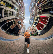 GoPro Max — Cámara de acción 360 + tradicional, resistente al agua, con pantalla táctil, video esférico 5.6K30, fotos 360 de 16.6 MP, transmisión en vivo 1080p y estabilización