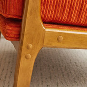 Sillón decorativo tapizado de estilo moderno de mediados de siglo