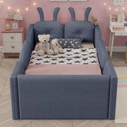 Cama plataforma doble Whisen, cama de suelo tapizada para niños con cojín de conejo, barandillas laterales extraíbles