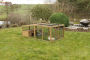 Parque exterior Kerbl con protección contra fugas (distancia entre barrotes de 2,5 cm, recinto cubierto, con techo de plástico, incluye caseta para animales pequeños + plataforma de observación) 81708