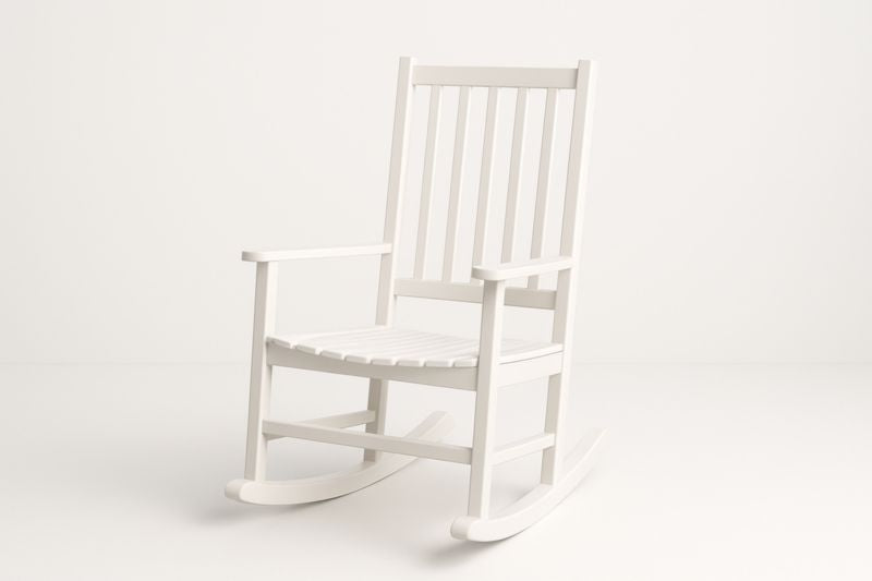 Mecedora de madera blanca
