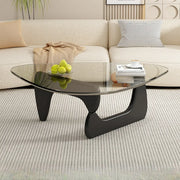 Mesa de centro triangular de madera con cubierta de cristal
