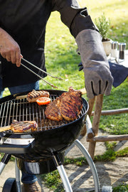 Barbacoa de carbón esférica RÖSLE No.1 Sport F50, barbacoa de carbón de alta calidad con entrada de aire ajustable, bisagra en la tapa, termómetro en la tapa, estante estable, superficie de parrilla extragrande y cámara de cocción