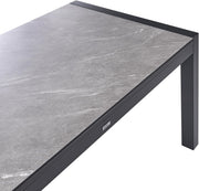 Mesa de jardín Beliani HPL efecto piedra gris rectangular 160/220x90 cm extensible con estructura de metal negra Binasco