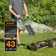 Fiskars Cortacésped manual, Cortacésped helicoidal con sistema de corte sin fricción, Ancho de corte: 43 cm, StaySharp Plus, Negro/Naranja/Plateado, 1015649