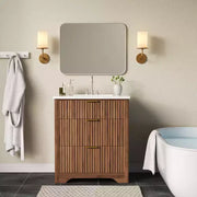 Conjunto de tocador de baño moderno estriado con lavabo de cerámica integrado, mueble de baño independiente con 3 cajones para baño contemporáneo