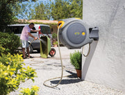 Hozelock Enrollador de pared FlowMax AutoReel de gran caudal con manguera de 30 m 25970000