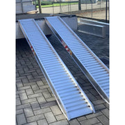 Par de rampas de aluminio de 3 m de longitud (carga de 1,1 a 5,2 t)