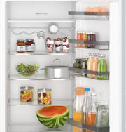 Bosch KIR41VFE0, Serie 4, Frigorífico pequeño, Integrable, 122,5 x 56 cm, 204 L [Clase de eficiencia energética E]