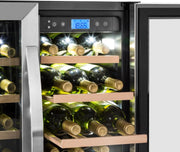 Klarstein Vinovilla Duo42, Bodega climatizada, Refrigerador de bebidas, Volumen: 126 L, 2 x 5 estantes de madera, Iluminación interior LED en 3 colores seleccionables, 2 zonas de enfriamiento, negro