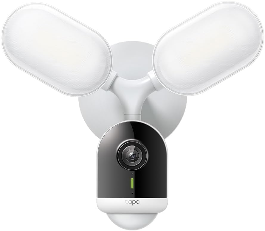 Cámara de vigilancia exterior WiFi 2K 4MP Tapo C720 con focos LED de 2800 lúmenes, detecciones IA inteligentes, MicroSD hasta 512 GB, IP65, solo cableada