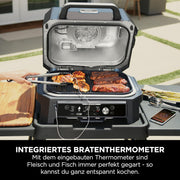 Ninja Woodfire Parrilla eléctrica, ahumador y freidora de aire, barbacoa para exteriores 7 en 1, freír con aire, ahumar, asar, hornear y más, resistente a la intemperie, antiadherente, portátil, eléctrica, gris/negro OG701EU