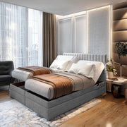 Cama boxspring TRADA ADÈLE 140x200 cm - cama eléctrica con colchón, sobrecolchón y arcón - tapizado de terciopelo - Gris claro