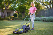 Cortacésped a batería RYOBI 18 V ONE+ RLM18X33B40, 33 cm de ancho de corte