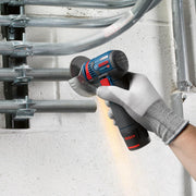 Amoladora angular a batería Bosch Professional 12V System GWS 12V-76 (con 2 baterías de 2,0 Ah, set de 5 discos de corte/desbaste, maletín)