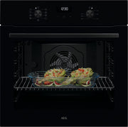 Horno empotrable AEG – Serie 5 Aire caliente circular: resultados de cocción uniformes en 3 niveles – Autolimpieza por pirólisis – 25 programas automáticos – Pantalla táctil LED – Calentamiento rápido – Negro – BPE53516AB