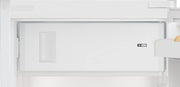 Frigorífico integrable Beko B1754FN con congelador de 4 estrellas/montaje de puerta fija/nicho: 88 cm