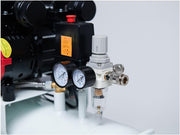 Compresor silencioso Starkwerk, compresor de aire comprimido, compresor 10 bar, 3,3 kW, 4,5 CV, 400 voltios, SW 477/10, incluye reductor de presión y separador de agua