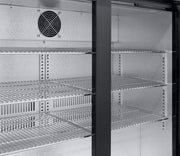 Enfriador de botellas METRO Professional GBC3003, aluminio/vidrio, 135 x 53 x 86,5 cm, 308 L, estantes ajustables, descongelación automática, iluminación LED, negro