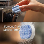 Cafetera superautomática SIEMENS EQ6 plus s700 TE657503DE, para una gran variedad de especialidades de café, boquilla para espuma de leche, molinillo de cerámica, función de doble taza, antical, limpieza automática por vapor, 1500 W, acero inoxidable