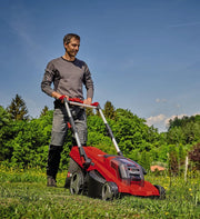 Cortacésped inalámbrico Einhell RASARRO 36/42 Kit Power X-Change (36V, 42 cm de ancho de corte, hasta 725 m², motor sin escobillas, caja colectora de 50L, función de mulching, incl. 2x 5,2Ah + 1x cargador doble)