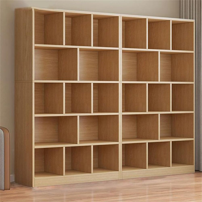 Estantería contemporánea estándar de madera con respaldo cerrado, estante de oficina de 5 niveles, de piso a techo, mueble de sala de estar, almacenamiento para dormitorio, multicapa, color natural, 79" L x 9" An x 71" Al