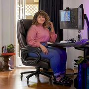 Silla de oficina ejecutiva Bossin para personas grandes y altas, silla ergonómica de 500 libras con soporte lumbar ajustable, respaldo alto y piel sintética para computadora