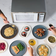 Horno de microondas Farberware Classic de 1.1 pies cúbicos y 1000 vatios