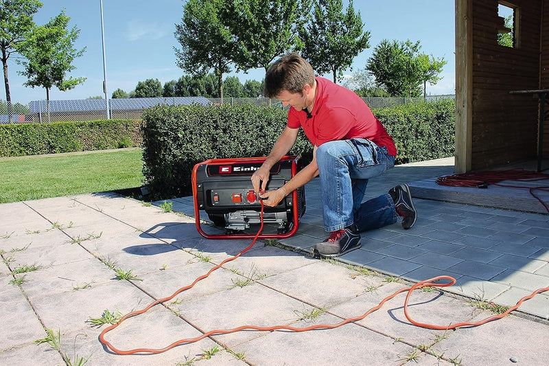 Generador eléctrico (gasolina) Einhell TC-PG 25/1/E5 (máx. 2400 W, depósito de 15 l, potencia continua de 2100 W, motor de 4 tiempos, 2x 230 V, protección contra sobrecarga, voltímetro, función AVR)