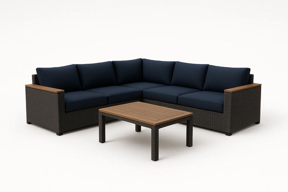 Conjunto de sofá rinconero de resina trenzada marrón con cojines azules y mesa de centro de teca