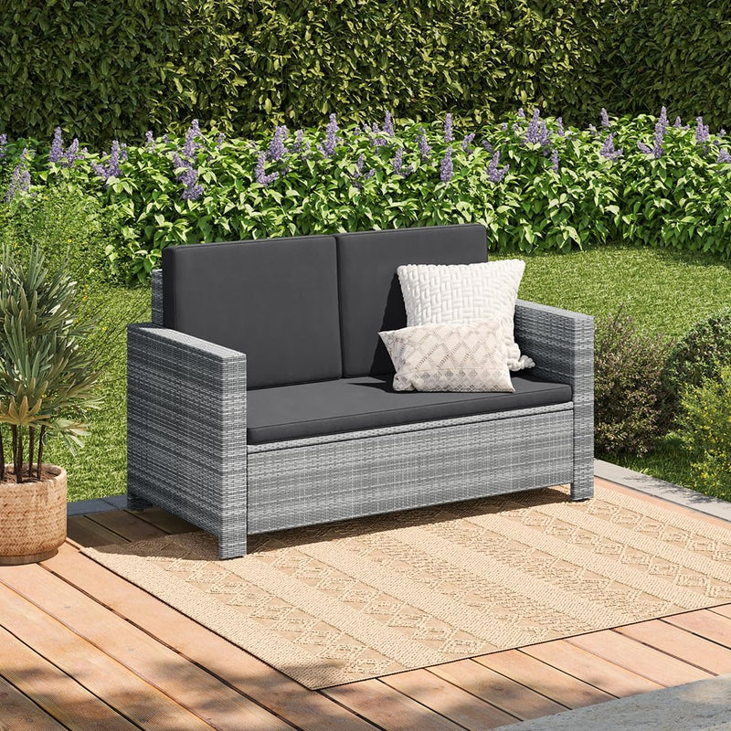 STEELSØN Elnath Sofá de jardín de 2 plazas – Salón de jardín de ratán gris/antracita – Cama lounge para balcón/jardín/terraza – sofá pequeño que ahorra espacio – Set de sofá para exterior con cojines – Muebles de balcón resistentes a la intemperie