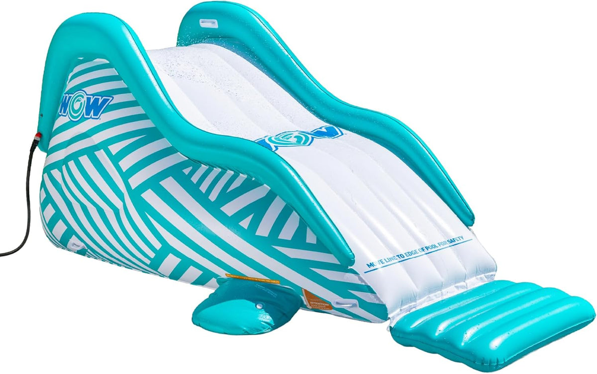 WOW Sports Wiggler Tobogán acuático inflable con protuberancia central – Conexión para manguera de jardín – Juego de agua para el jardín – Niños y adultos
