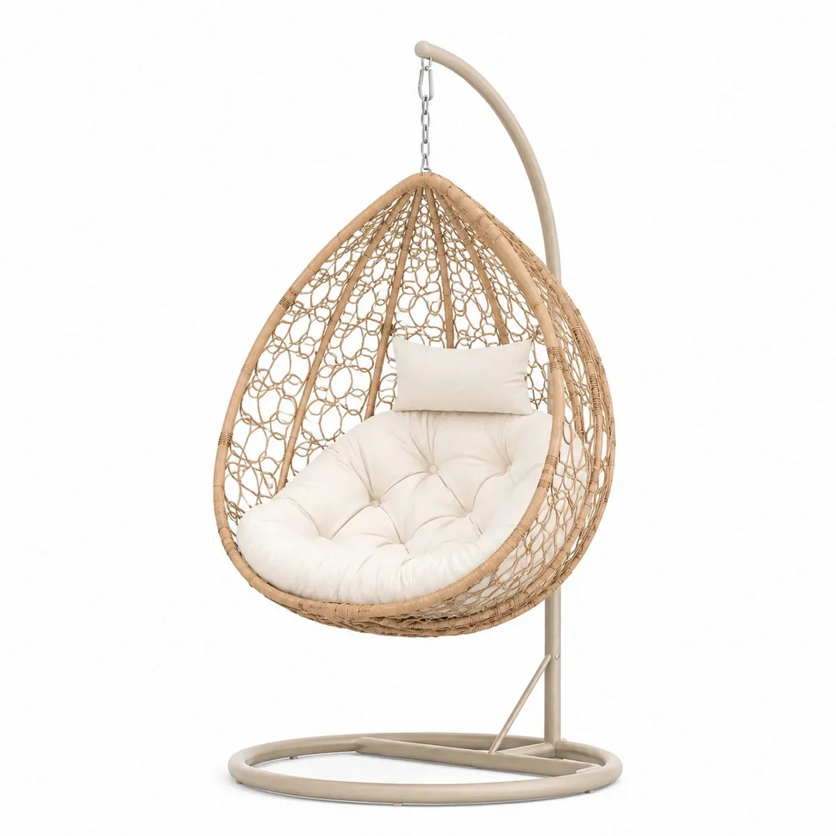 Sillón colgante de ratán con cojín beige