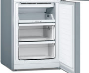 Frigorífico combi Bosch KGN33NLEB Serie 2, 176 x 60 cm, 192 l frigorífico y 87 l congelador, NoFrost nunca más tendrás que descongelar, iluminación LED uniforme