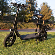 Patinete eléctrico plegable para adultos con asiento, motor sin escobillas de 450 W, neumáticos todoterreno de 12 pulgadas, autonomía de 32 km, ligero y portátil.