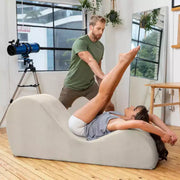 Avana Sleek Chaise Lounge para yoga - Fabricado en EE. UU. - Ideal para estiramientos, relajación, ejercicio y más, 60 pulgadas de largo x 18 pulgadas de ancho x 26 pulgadas de alto, gris claro