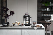 Cafetera superautomática De'Longhi Rivelia EXAM440.55.W con sistema de leche LatteCrema, recipiente de granos intercambiable, 16 bebidas de café y leche con solo tocar un botón, función Extra-Shot, pantalla táctil de 3,5 pulgadas, color blanco