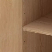 Armario ropero de gran capacidad de 8 puertas con barra para colgar, estantes ajustables y puertas decorativas de ratán, 70.87" de alto