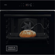 Horno empotrable AEG – Serie 5 Aire caliente circular: resultados de cocción uniformes en 3 niveles – Autolimpieza por pirólisis – 25 programas automáticos – Pantalla táctil LED – Calentamiento rápido – Negro – BPE53516AB